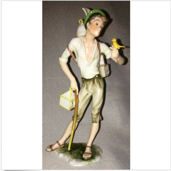 AK Kaiser Vintage Handpainted Porcelain Figurine Birdseller #387 W Germany - Picture 1 of 8